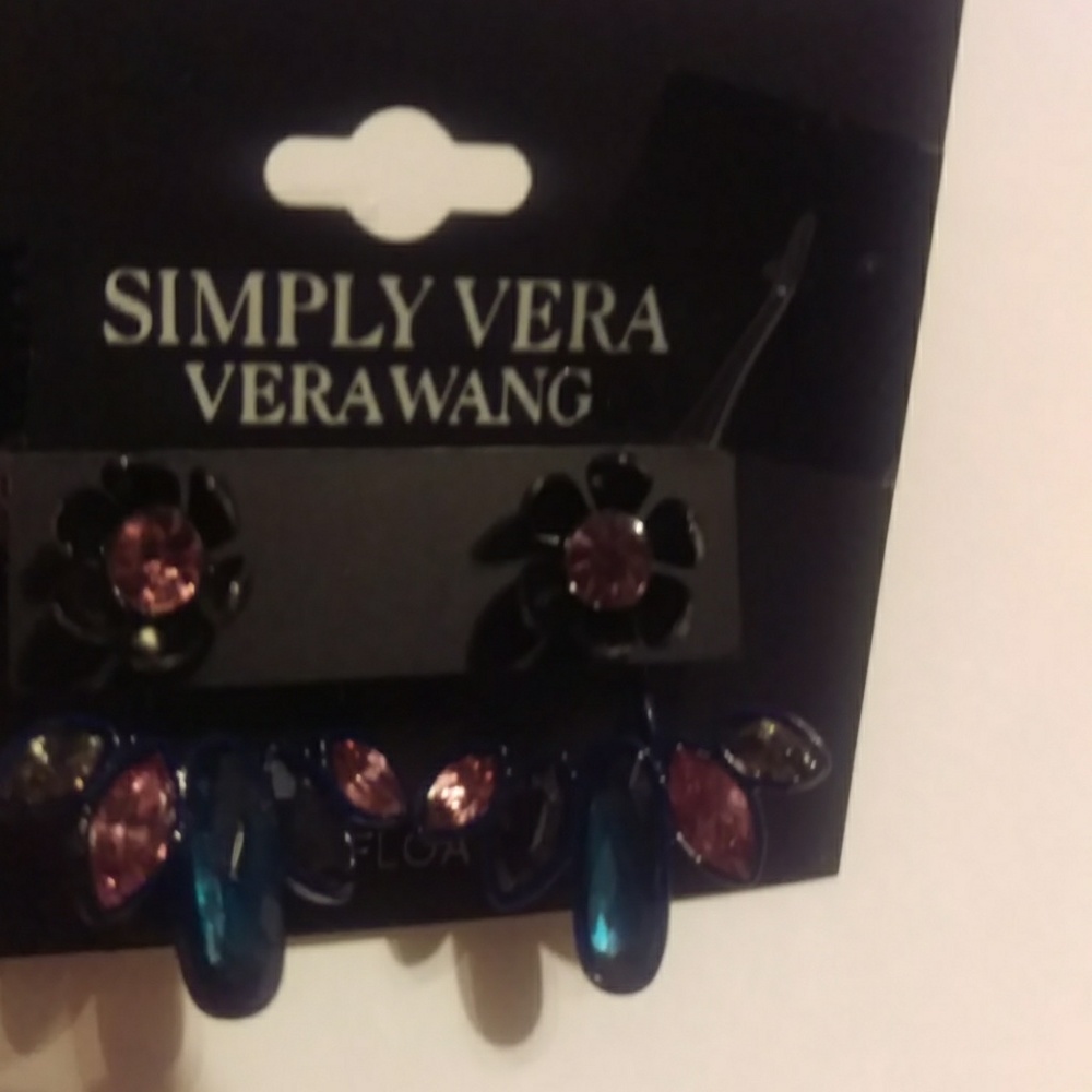 Simply Vera Wang bling flower colorful earings - Picture 3 of 6